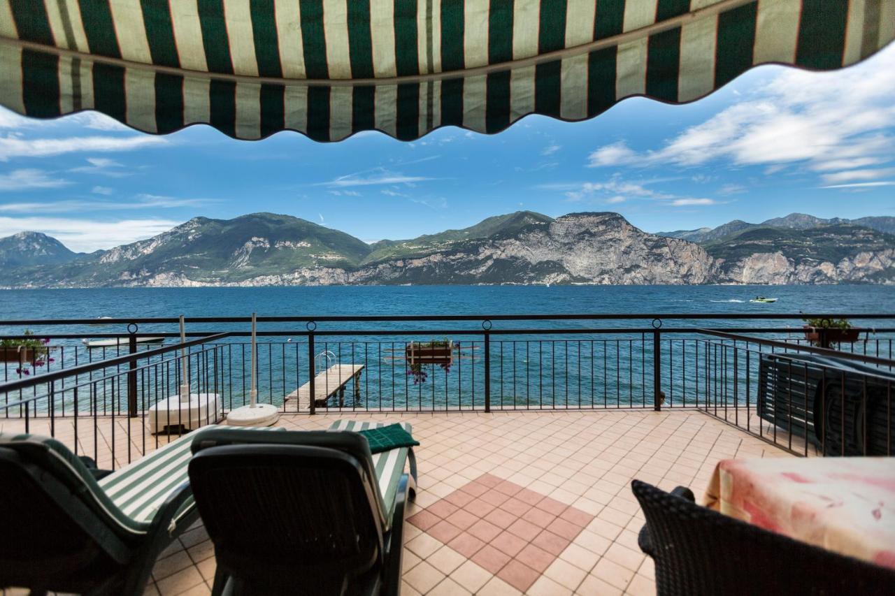 Hotel Nettuno Brenzone sul Garda Ngoại thất bức ảnh