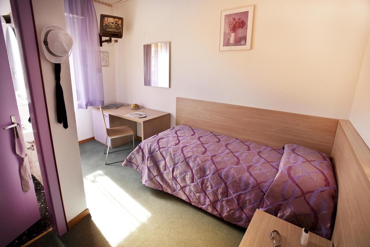 Hotel Nettuno Brenzone sul Garda Phòng bức ảnh