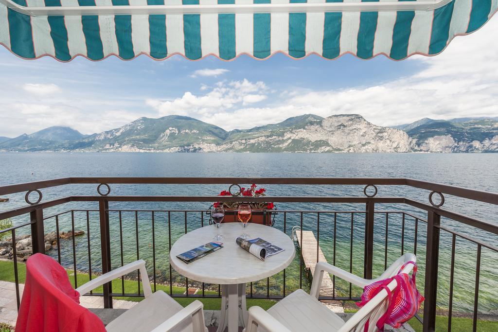 Hotel Nettuno Brenzone sul Garda Ngoại thất bức ảnh
